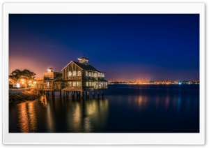 Late Night at the Pier Cafe Ultra HD Wallpaper for 4K UHD Widescreen desktop, tablet & smartphone