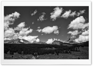 Lizard Head Pass Black and White Landscape 4K UHD Wallpaper for Widescreen and UltraWide Desktop, UltraHD TV, Smartphone, Tablet