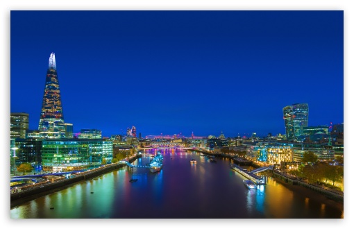 London Cityscape Over the River Thames UltraHD Wallpaper for UHD 16:9 ; HD 16:9 ; UltraWide 21:9 24:10 32:9 32:10 ; Widescreen 16:10 5:3 ; Fullscreen 4:3 3:2 ; Tablet 1:1 ; Dual 16:10 5:3 16:9 4:3 5:4 3:2 ;