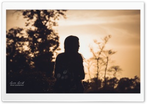 Lonely Girl-2 Ultra HD Wallpaper for 4K UHD Widescreen desktop, tablet & smartphone