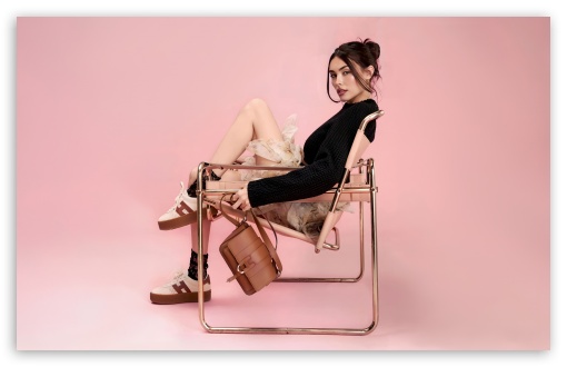 Madison Beer Stylish in Sneakers Fashion Look UltraHD Wallpaper for UHD 16:9 ; HD 16:9 ; UltraWide 21:9 24:10 ; Widescreen 16:10 ; Tablet 1:1 ; Mobile 9:16 9:19.5 9:20 9:21 9:22 ;