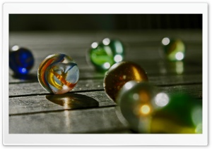 Marbles On Table. Ultra HD Wallpaper for 4K UHD Widescreen Desktop, Lockscreen, Screensaver, TV, Tablet, Smartphone