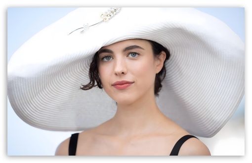 Margaret Qualley UltraHD Wallpaper for UHD 16:9 ; HD 16:9 ; UltraWide 21:9 24:10 ; Widescreen 16:10 5:3 ; Fullscreen 4:3 5:4 3:2 ; Tablet 1:1 ; Mobile 9:16 9:19.5 9:20 10:16 2:3 3:5 3:4 ;