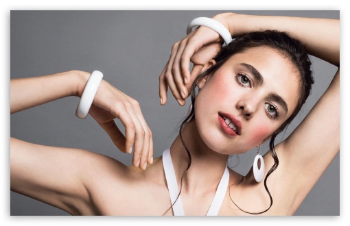 Margaret Qualley UltraHD Wallpaper for Widescreen 16:10 ;