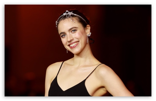 Margaret Qualley UltraHD Wallpaper for Widescreen 16:10 ;