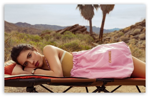 Margaret Qualley Outdoor Photoshoot UltraHD Wallpaper for UHD 16:9 ; HD 16:9 ; UltraWide 21:9 24:10 32:9 32:10 ; Widescreen 16:10 5:3 ; Fullscreen 4:3 5:4 3:2 ; Tablet 1:1 ; Dual 16:10 5:3 16:9 4:3 5:4 3:2 ;