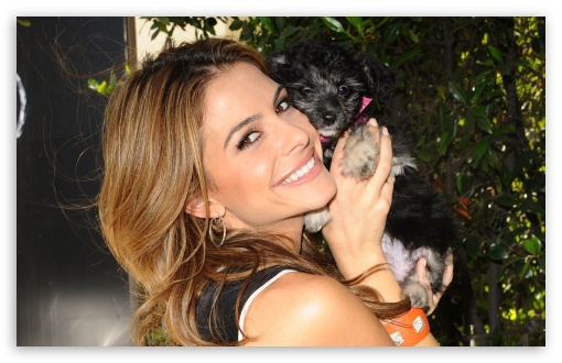 Maria Menounos UltraHD Wallpaper for Widescreen 16:10 ;