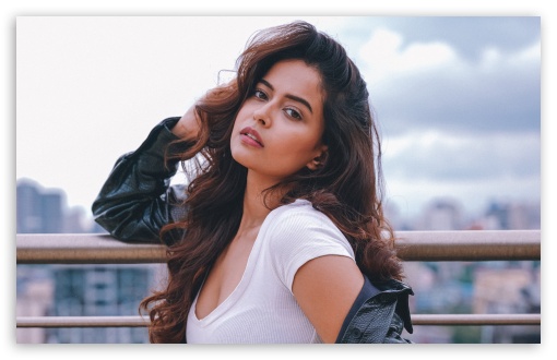 Megna Mukherjee UltraHD Wallpaper for Widescreen 16:10 ;