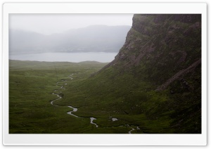 Misty Scottish Highlands Landscape 4K UHD Wallpaper for Widescreen and UltraWide Desktop, UltraHD TV, Smartphone, Tablet