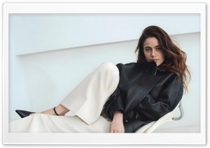 Molly Gordon 4K UHD Wallpaper for Widescreen and UltraWide Desktop, UltraHD TV, Smartphone, Tablet