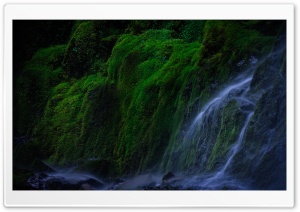 Mossy Rock, Proxy Fall, Oregon 4K UHD Wallpaper for Widescreen and UltraWide Desktop, UltraHD TV, Smartphone, Tablet