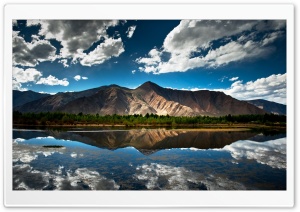 Mountain Reflection Ultra HD Wallpaper for 4K UHD Widescreen desktop, tablet & smartphone