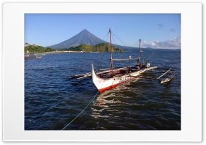 Mt Mayon Ultra HD Wallpaper for 4K UHD Widescreen Desktop, Lockscreen, Screensaver, TV, Tablet, Smartphone