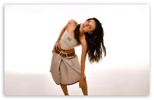 Nicola Peltz Photoshoot UltraHD Wallpaper for UHD 16:9 ; HD 16:9 ; UltraWide 21:9 24:10 ; Widescreen 16:10 5:3 ; Fullscreen 4:3 5:4 3:2 ; Tablet 1:1 ; Mobile 10:16 3:4 ;