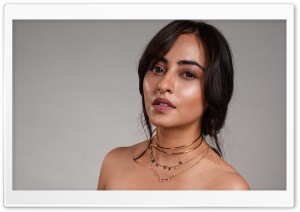 Niyati Fatnani 4K UHD Wallpaper for Widescreen and UltraWide Desktop, UltraHD TV, Smartphone, Tablet