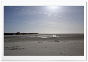 North Sea beach Ultra HD Wallpaper for 4K UHD Widescreen desktop, tablet & smartphone