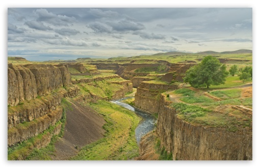 Palouse River Canyon in Washington UltraHD Wallpaper for UHD 16:9 ; HD 16:9 ; UltraWide 21:9 24:10 32:9 32:10 ; Widescreen 16:10 ; Tablet 1:1 ; Mobile 9:16 9:19.5 9:20 9:21 9:22 ; Dual 16:10 16:9 ;