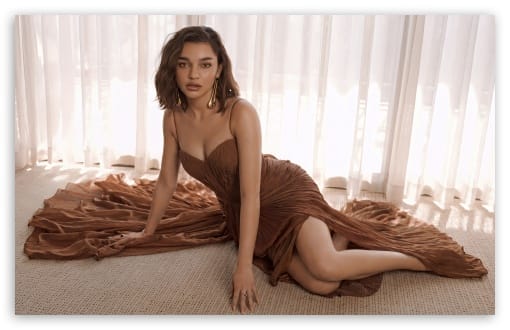 Paulina Chavez Actress UltraHD Wallpaper for UHD 16:9 ; HD 16:9 ; UltraWide 21:9 24:10 ; Widescreen 16:10 ; Tablet 1:1 ;