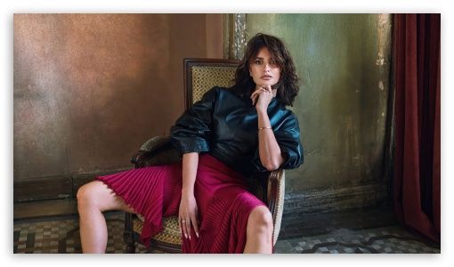 Penelope Cruz X Lofficiel Magazine 2026 UltraHD Wallpaper for UHD 16:9 ; HD 16:9 ;