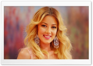 Petek Dincoz Turkish Singer Portrait 4K UHD Wallpaper for Widescreen and UltraWide Desktop, UltraHD TV, Smartphone, Tablet