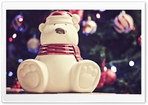 Polar Bear Christmas Decoration Ultra HD Wallpaper for 4K UHD Widescreen desktop, tablet & smartphone