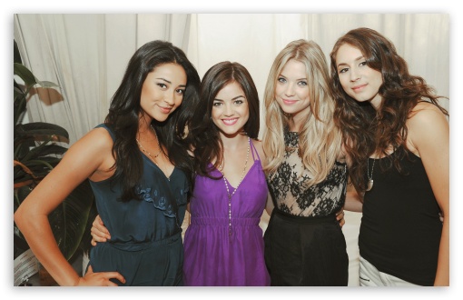 Pretty Little Liars Cast UltraHD Wallpaper for Widescreen 16:10 ;