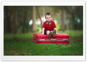 Red Suitcase Ultra HD Wallpaper for 4K UHD Widescreen desktop, tablet & smartphone