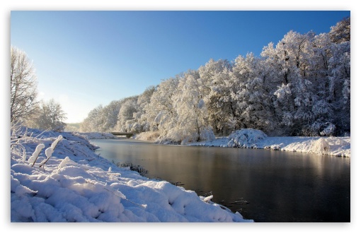 River On A Winter Morning UltraHD Wallpaper for HD 16:9 ; Widescreen 16:10 5:3 ; Fullscreen 3:2 ;