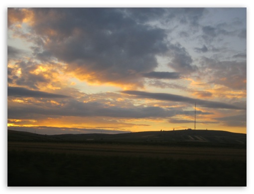 Romanian evening UltraHD Wallpaper for Fullscreen 4:3 ;