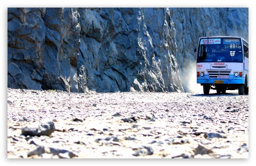 Crossing Sach Pass on a HRTC Bus | The Travelling Slacker