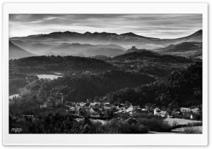 Saint Nectaire, France, Black and White, Village, Landscape 4K UHD Wallpaper for Widescreen and UltraWide Desktop, UltraHD TV, Smartphone, Tablet