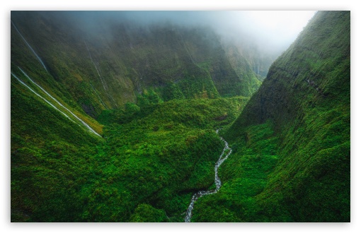 Scenic Aerial View of Kilohana Crater, Hawaii UltraHD Wallpaper for UHD 16:9 ; HD 16:9 ; UltraWide 21:9 24:10 ; Widescreen 16:10 5:3 ; Fullscreen 4:3 5:4 3:2 ; Tablet 1:1 ; Mobile 9:16 9:19.5 9:20 9:21 9:22 10:16 2:3 3:5 3:4 ;