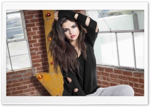 Selena Gomez 4K UHD Wallpaper for Widescreen and UltraWide Desktop, UltraHD TV, Smartphone, Tablet