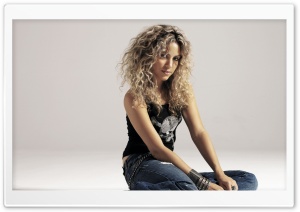 Shakira Ultra HD Wallpaper for 4K UHD Widescreen desktop, tablet & smartphone
