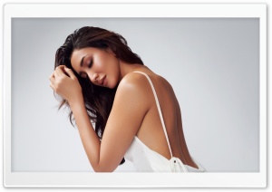 Shreya Chaudhry Photoshoot 4K UHD Wallpaper for Widescreen and UltraWide Desktop, UltraHD TV, Smartphone, Tablet