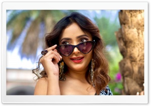 Shweta Basu Prasad 4K UHD Wallpaper for Widescreen and UltraWide Desktop, UltraHD TV, Smartphone, Tablet