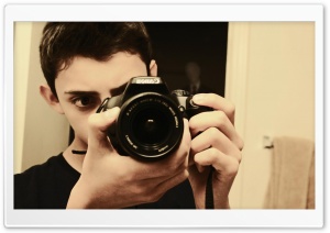 Slenderman in mirror 4K UHD Wallpaper for Widescreen and UltraWide Desktop, UltraHD TV, Smartphone, Tablet