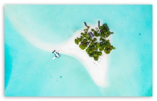 Small Private Tropical Island UltraHD Wallpaper for UHD 16:9 ; HD 16:9 ; UltraWide 21:9 24:10 32:9 32:10 ; Widescreen 16:10 ; Tablet 1:1 ; Mobile 9:16 9:19.5 9:20 9:21 9:22 ; Dual 16:10 16:9 ;