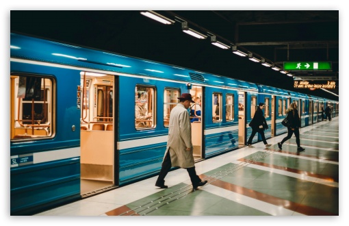 Subway Train at the Station UltraHD Wallpaper for UHD 16:9 ; HD 16:9 ; Widescreen 16:10 ; Fullscreen 3:2 ;
