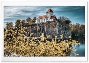 Summer Cliff Lake 4K UHD Wallpaper for Widescreen and UltraWide Desktop, UltraHD TV, Smartphone, Tablet