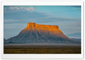 Sunrise Over Factory Butte in the Utah Badlands 4K UHD Wallpaper for Widescreen and UltraWide Desktop, UltraHD TV, Smartphone, Tablet