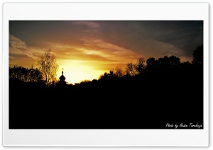 Sunrise Over the Church in Travnik Bosnia and Herzegovina 4K UHD Wallpaper for Widescreen and UltraWide Desktop, UltraHD TV, Smartphone, Tablet