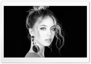 Sydney Sweeney Portrait Black and White 4K UHD Wallpaper for Widescreen and UltraWide Desktop, UltraHD TV, Smartphone, Tablet