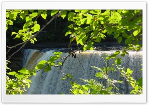 Tahquamenon Falls Ultra HD Wallpaper for 4K UHD Widescreen Desktop, Lockscreen, Screensaver, TV, Tablet, Smartphone