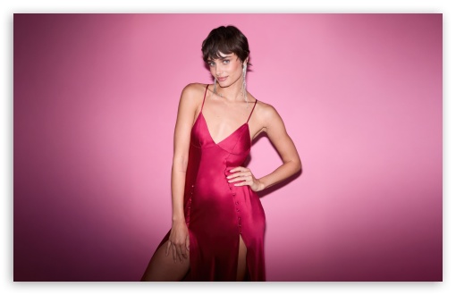 Taylor Hill, Short Hair, Model, Pink, Chic, Stylish, Fashion UltraHD Wallpaper for UHD 16:9 ; HD 16:9 ; UltraWide 21:9 24:10 32:9 32:10 ; Widescreen 16:10 5:3 ; Fullscreen 4:3 5:4 3:2 ; Tablet 1:1 ; Mobile 9:16 9:19.5 9:20 9:21 9:22 10:16 2:3 3:5 3:4 ; Dual 16:10 5:3 16:9 4:3 5:4 3:2 ;