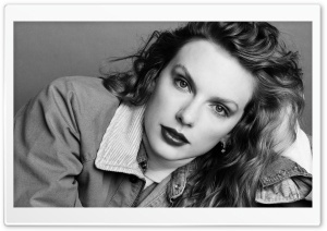 Taylor Swift Portrait Black and White 4K UHD Wallpaper for Widescreen and UltraWide Desktop, UltraHD TV, Smartphone, Tablet