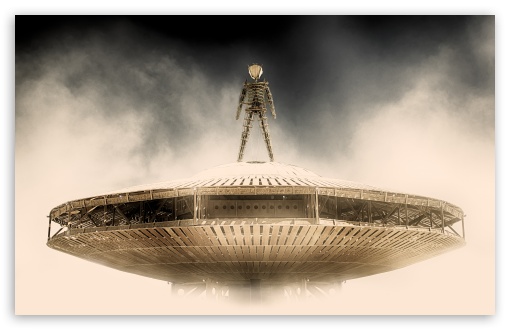 The Mothership Lands UltraHD Wallpaper for UHD 16:9 ; HD 16:9 ; UltraWide 21:9 24:10 ; Widescreen 16:10 5:3 ; Fullscreen 4:3 3:2 ;