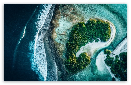 Tiny Island UltraHD Wallpaper for UHD 16:9 ; HD 16:9 ; UltraWide 21:9 24:10 ; Widescreen 16:10 5:3 ; Fullscreen 4:3 5:4 3:2 ; Tablet 1:1 ;