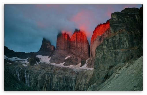 Torres del Paine National Park Chile in Orange Light UltraHD Wallpaper for UHD 16:9 ; HD 16:9 ; UltraWide 21:9 24:10 32:9 32:10 ; Widescreen 16:10 ; Fullscreen 3:2 ; Tablet 1:1 ; Mobile 9:16 9:19.5 9:20 9:21 9:22 ; Dual 16:10 16:9 ;