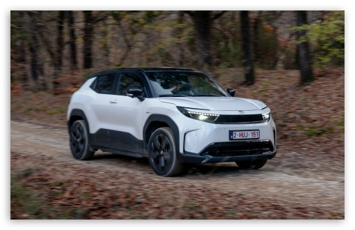 Toyota Urban Cruiser AWD UltraHD Wallpaper for Widescreen 16:10 ;